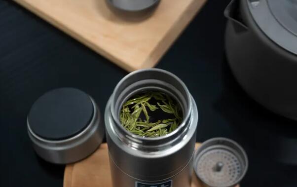 保溫杯泡茶會(huì)對(duì)身體有害嗎?