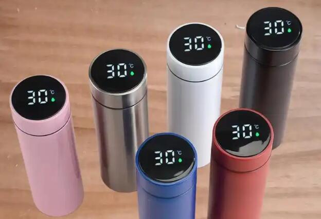 一種能充電的智能保溫杯制造技術原理